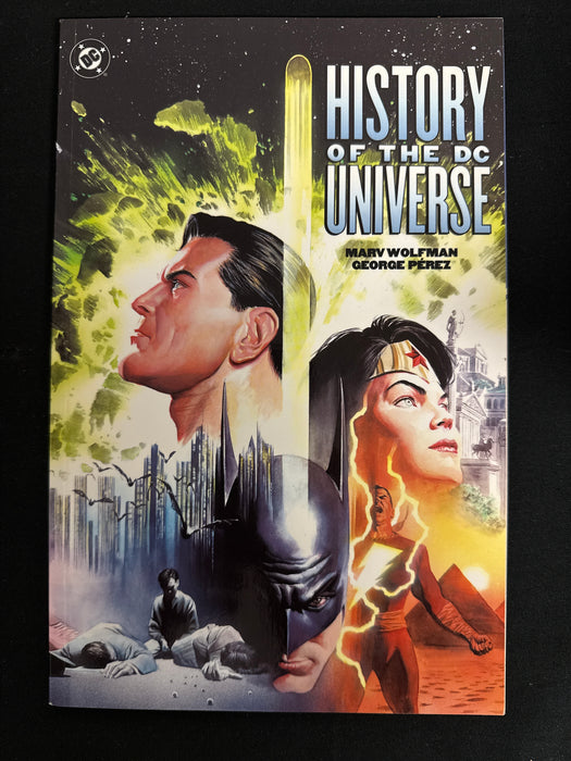 History of the DC Universe  First Printing NM (9.4)