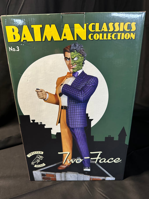 Batman Classics Collection No. 3: Two-Face Maquette By Tweeterhead