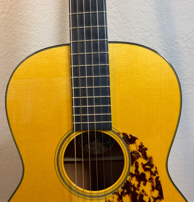 2010 Collings 001A Varnish 6-String Acoustic Guitar