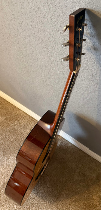 2010 Collings 001A Varnish 6-String Acoustic Guitar