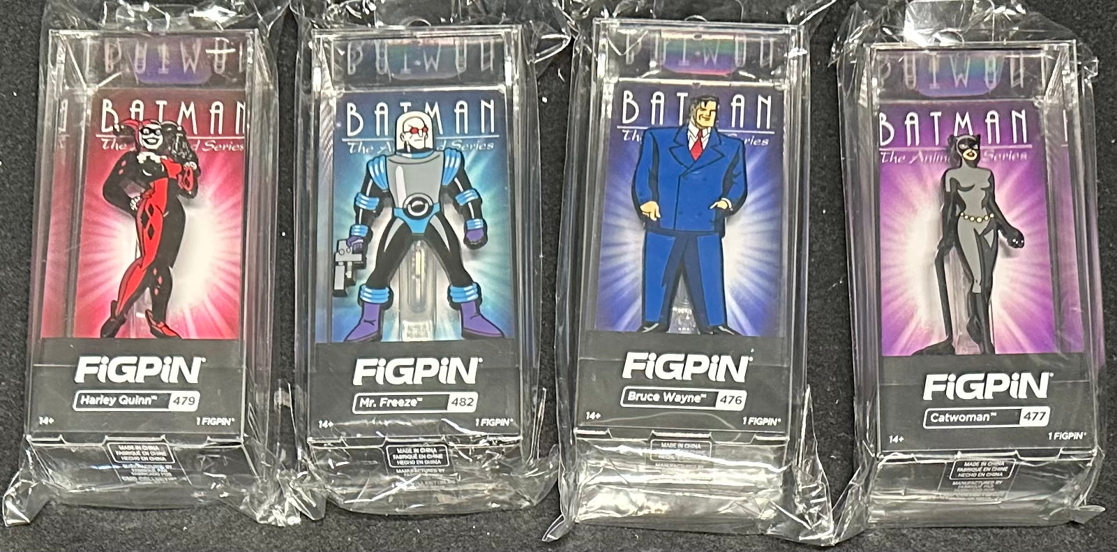 FigPin Batman Animated Series Hard Case (4 figures)