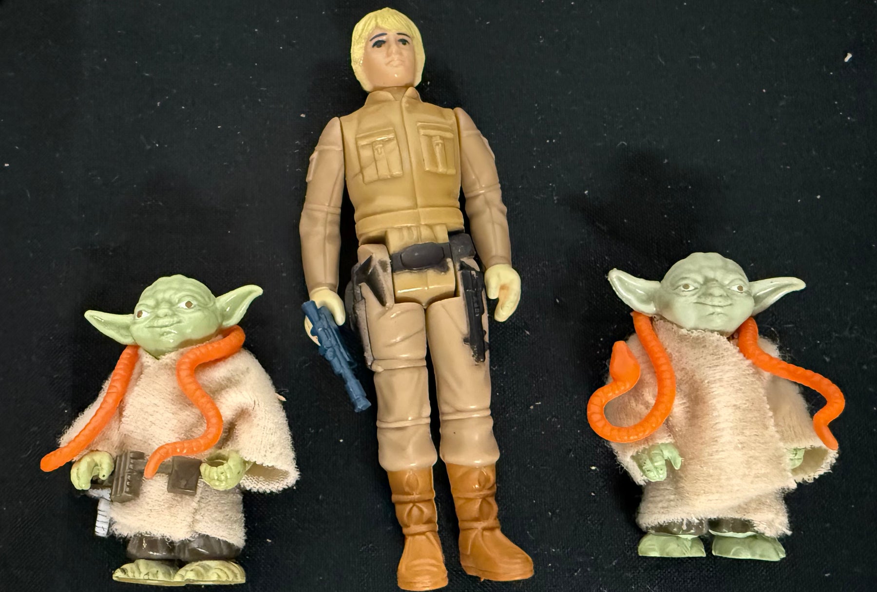 Kenner Star Wars Luke Skywalker Bespin with 2 Yodas
