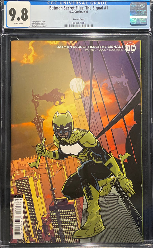 Batman Secret Files: The Signal #  1 Cully Hamner Variant Cover CGC 9.8
